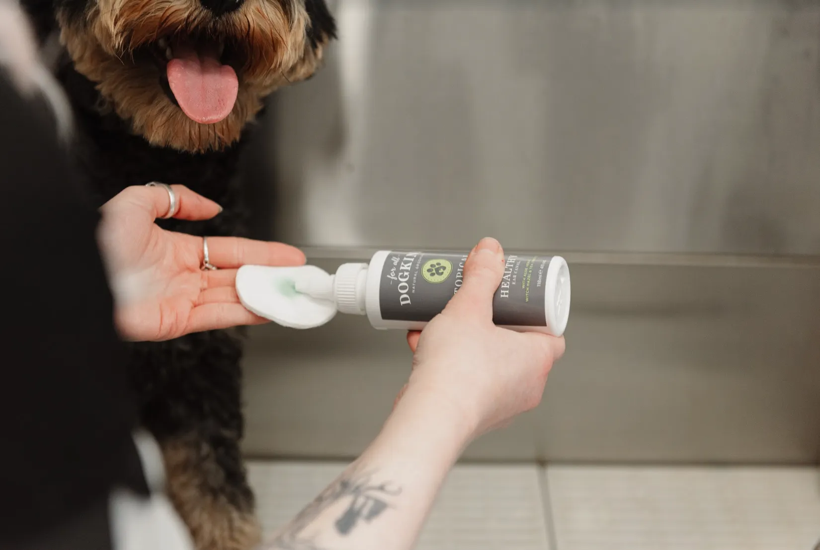TOPICAL EAR CLEANER FOR HEALTHY EAR CANAL - TRADE
